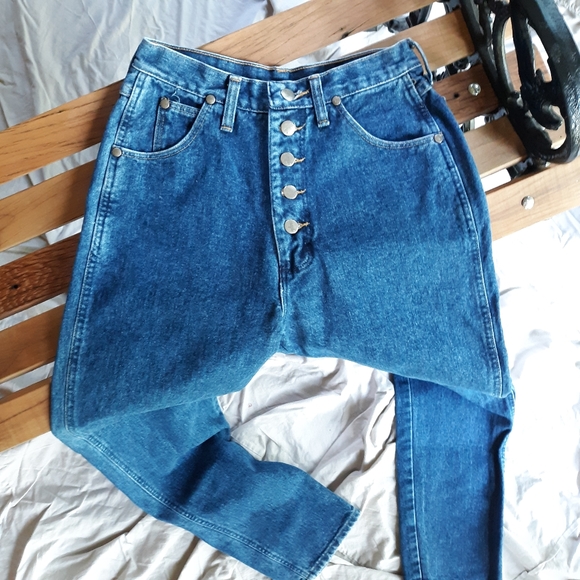 Wrangler Denim - Vintage Wrangler Jean's High Rise Mom Jeans